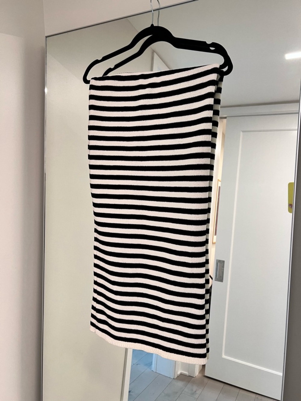 Zara Black and White Horizontal Stripe Pencil Skirt